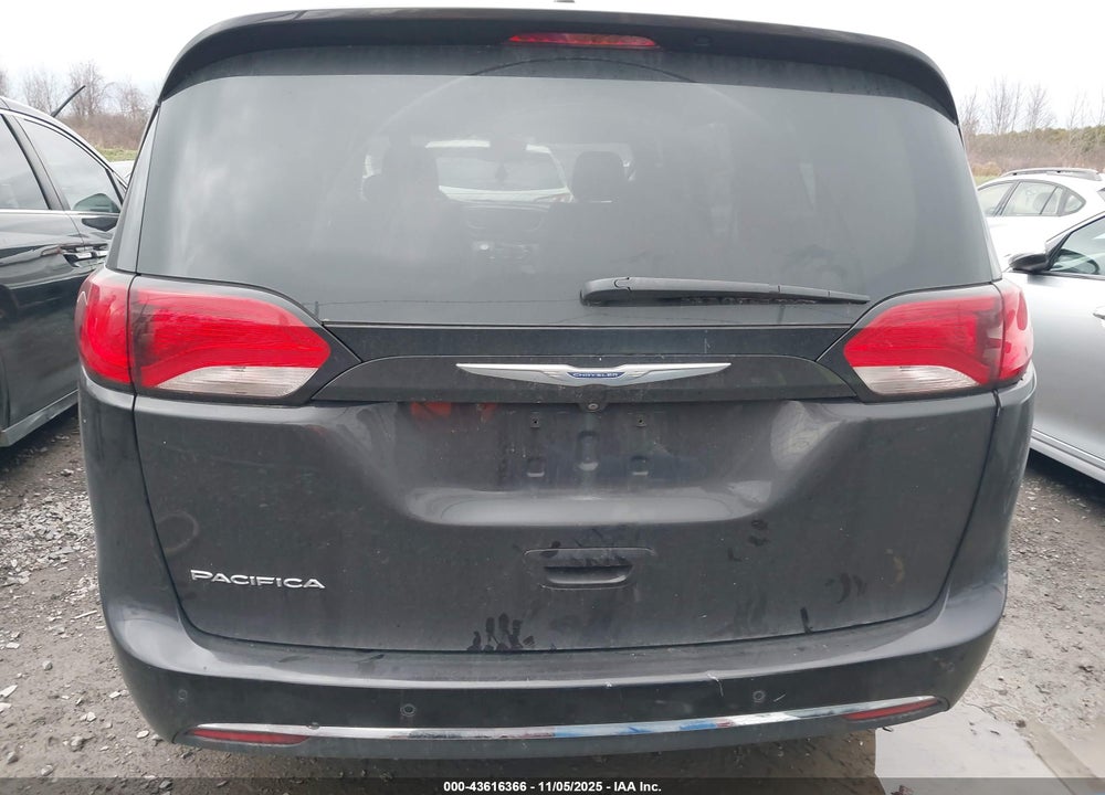 2019 CHRYSLER PACIFICA TOURING PLUS VIN: 2C4RC1FGXKR700769