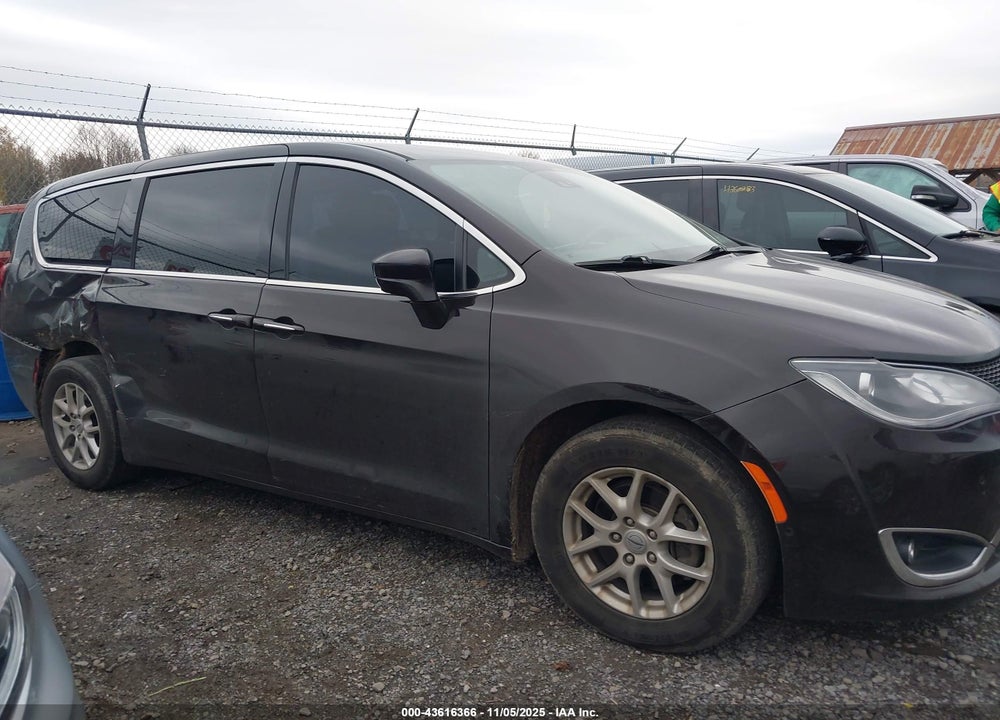 2019 CHRYSLER PACIFICA TOURING PLUS VIN: 2C4RC1FGXKR700769