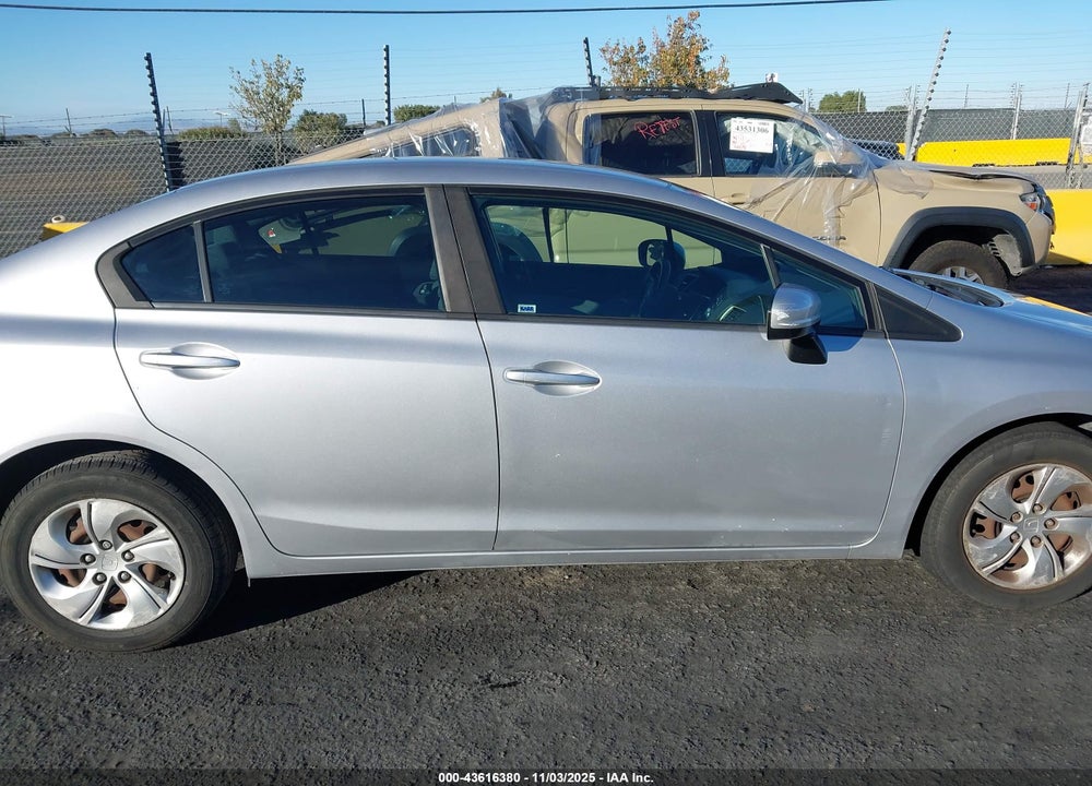 2015 HONDA CIVIC VIN: 19XFB2F56FE200531