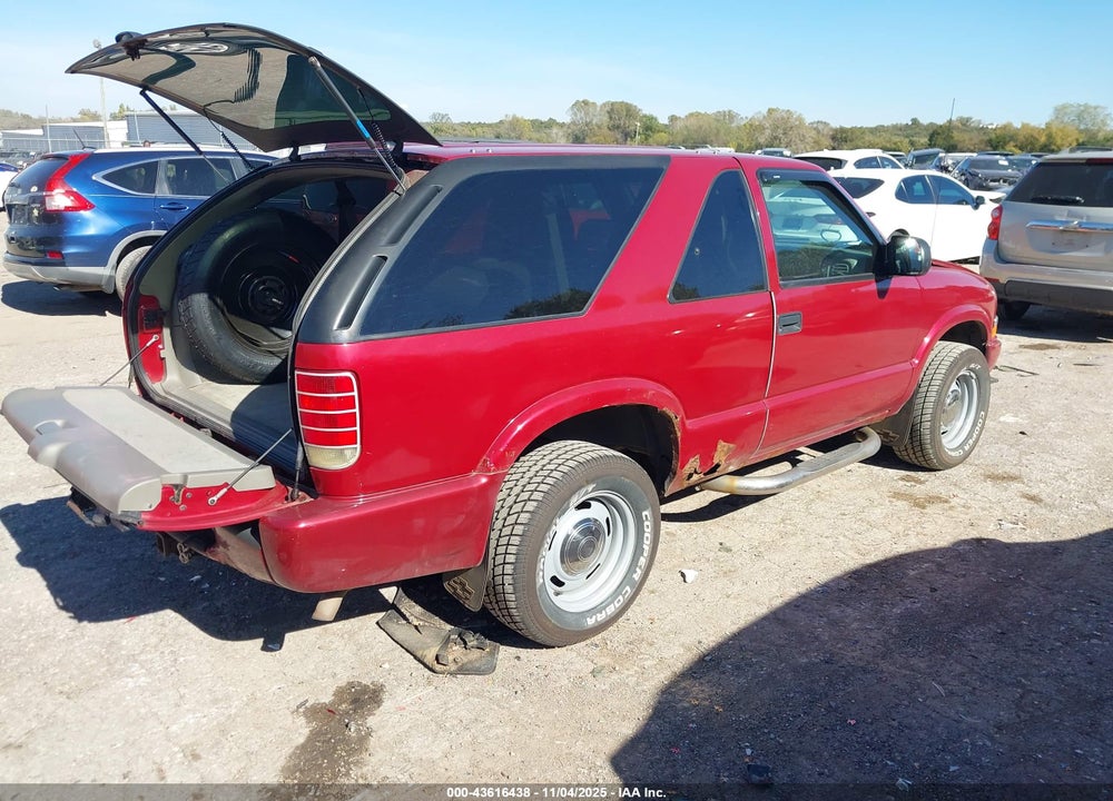 2004 CHEVROLET BLAZER LS VIN: 1GNCT18X04K108891