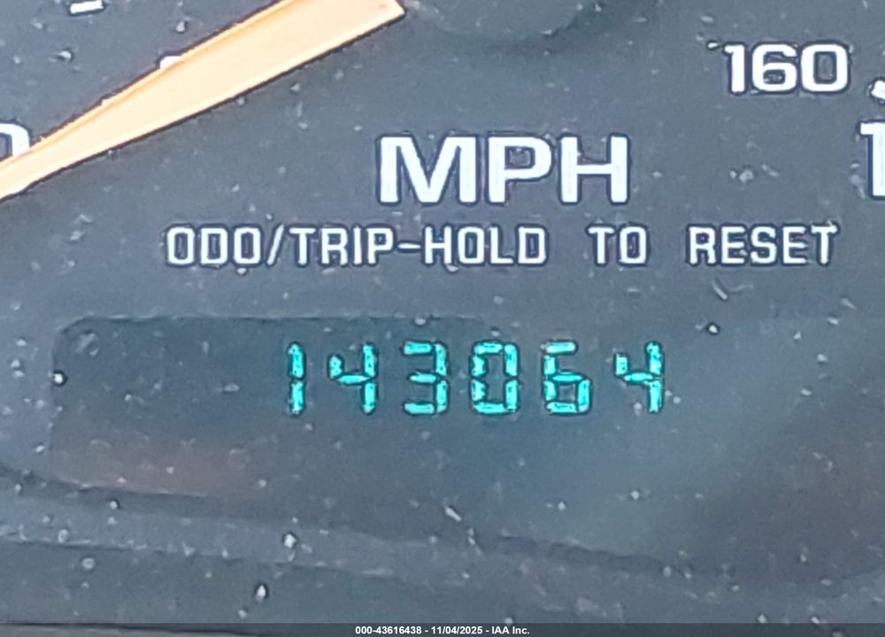 2004 CHEVROLET BLAZER LS VIN: 1GNCT18X04K108891