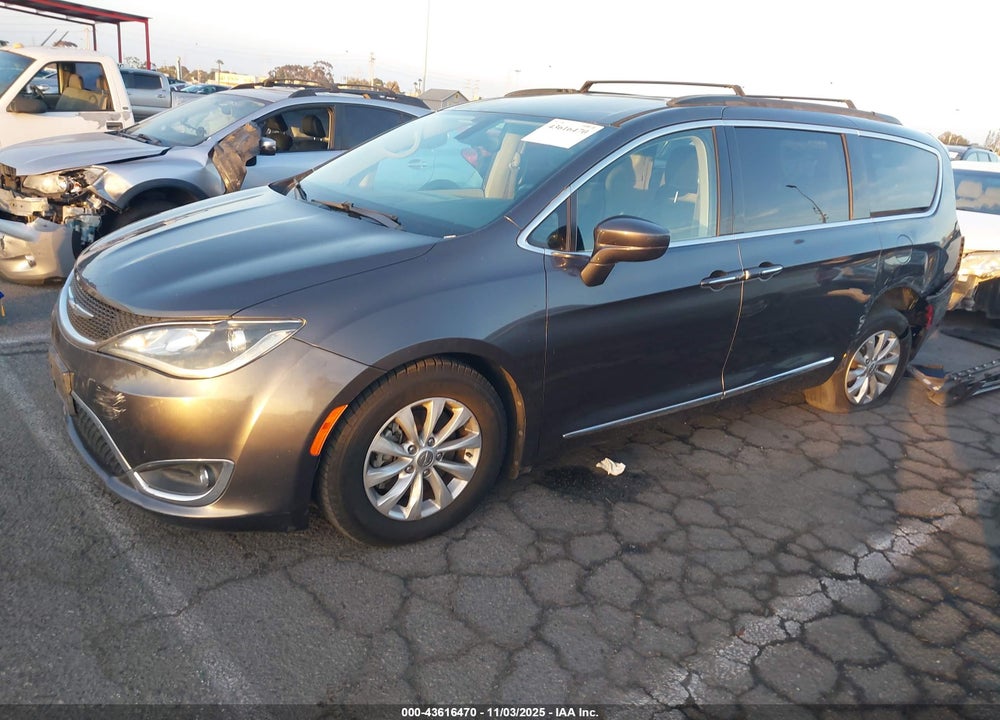 2017 CHRYSLER PACIFICA VIN: 2C4RC1BG3HR613486