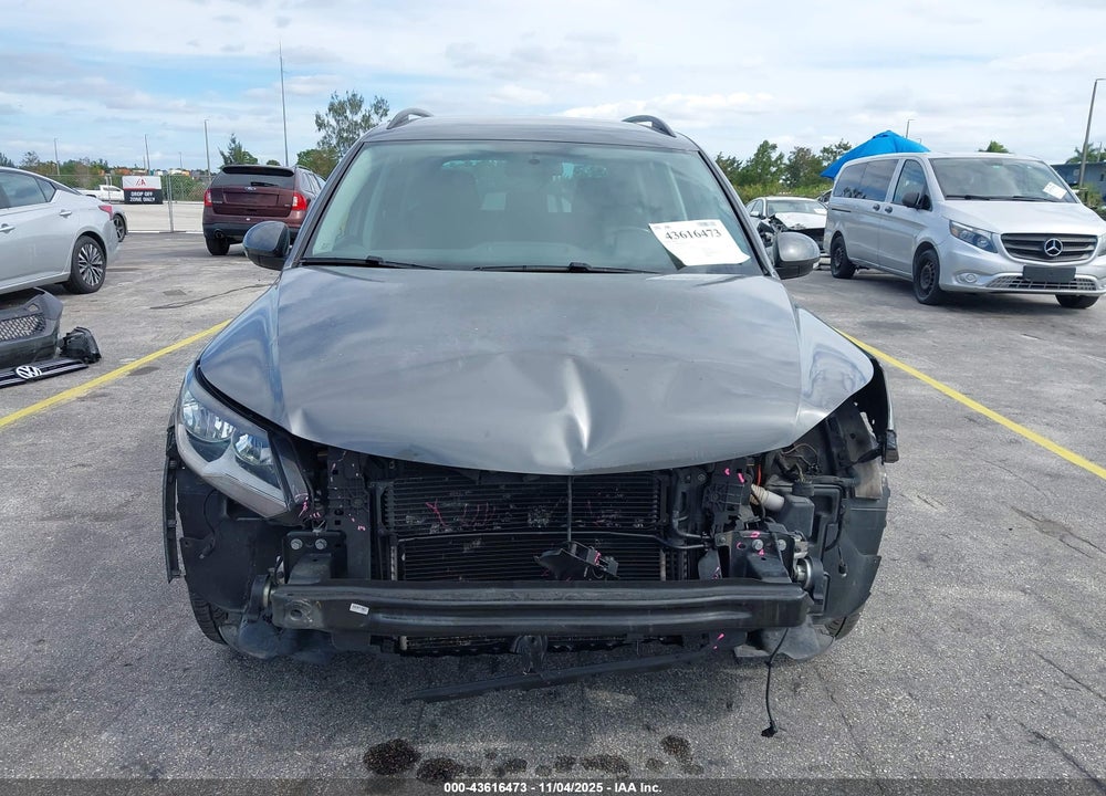 2015 VOLKSWAGEN TIGUAN SE VIN: WVGAV7AX5FW512722