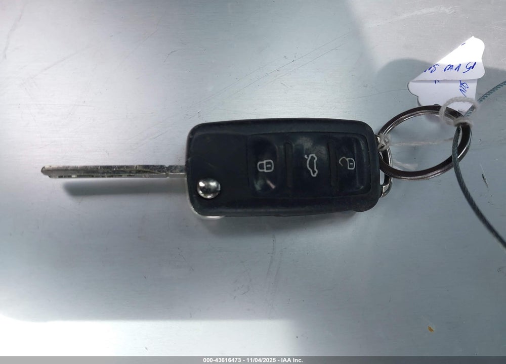 2015 VOLKSWAGEN TIGUAN SE VIN: WVGAV7AX5FW512722