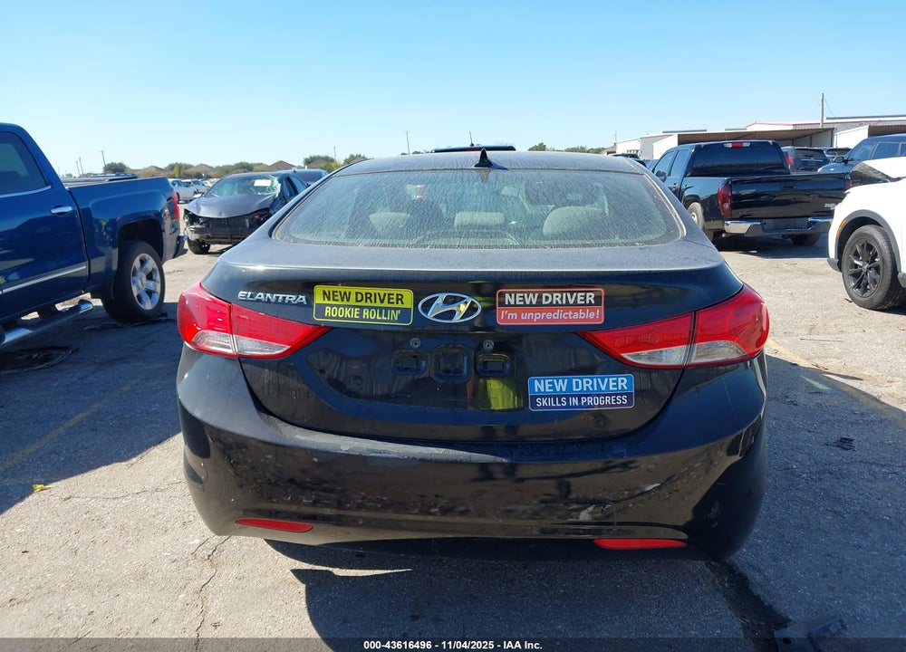 2013 HYUNDAI ELANTRA GLS VIN: 5NPDH4AE1DH304958