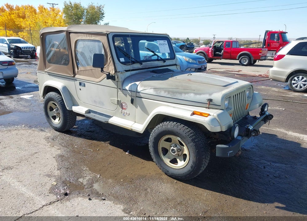 1992 JEEP WRANGLER / YJ SAHARA VIN: 2J4FY49S2NJ548683