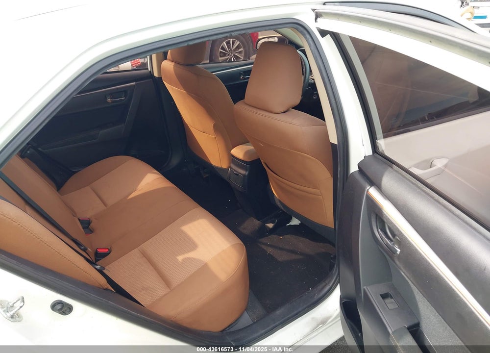 2015 TOYOTA COROLLA LE VIN: 2T1BURHE3FC430668