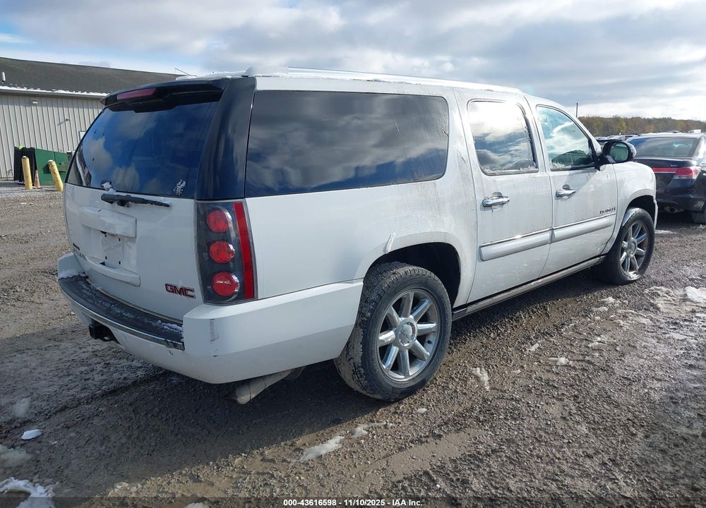2007 GMC YUKON XL 1500 DENALI VIN: 1GKFK668X7J398492