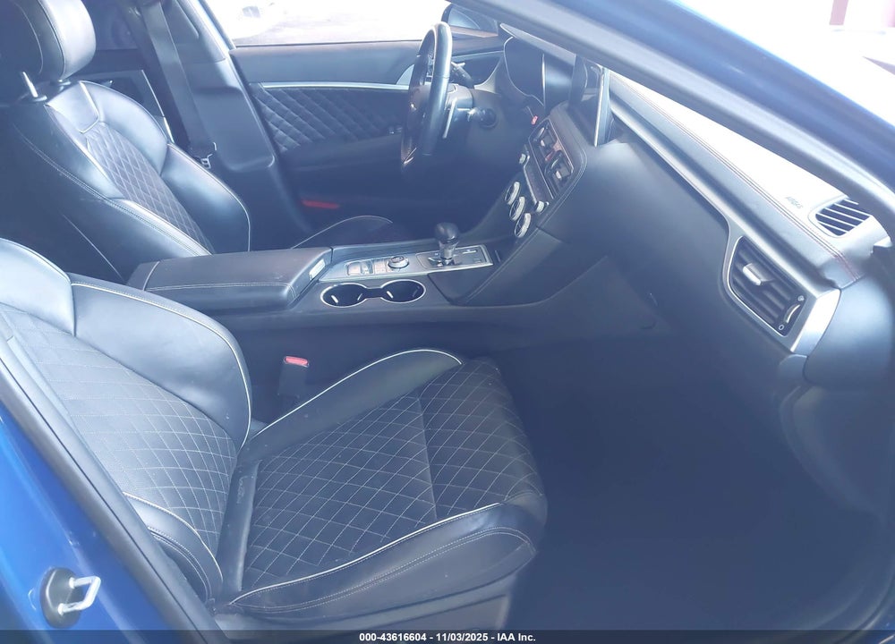 2019 GENESIS G70 3.3T ADVANCED VIN: KMTG34LE5KU025171