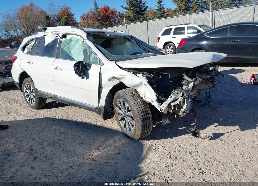 2018 SUBARU OUTBACK 3.6R TOURING VIN: 4S4BSETC5J3331402