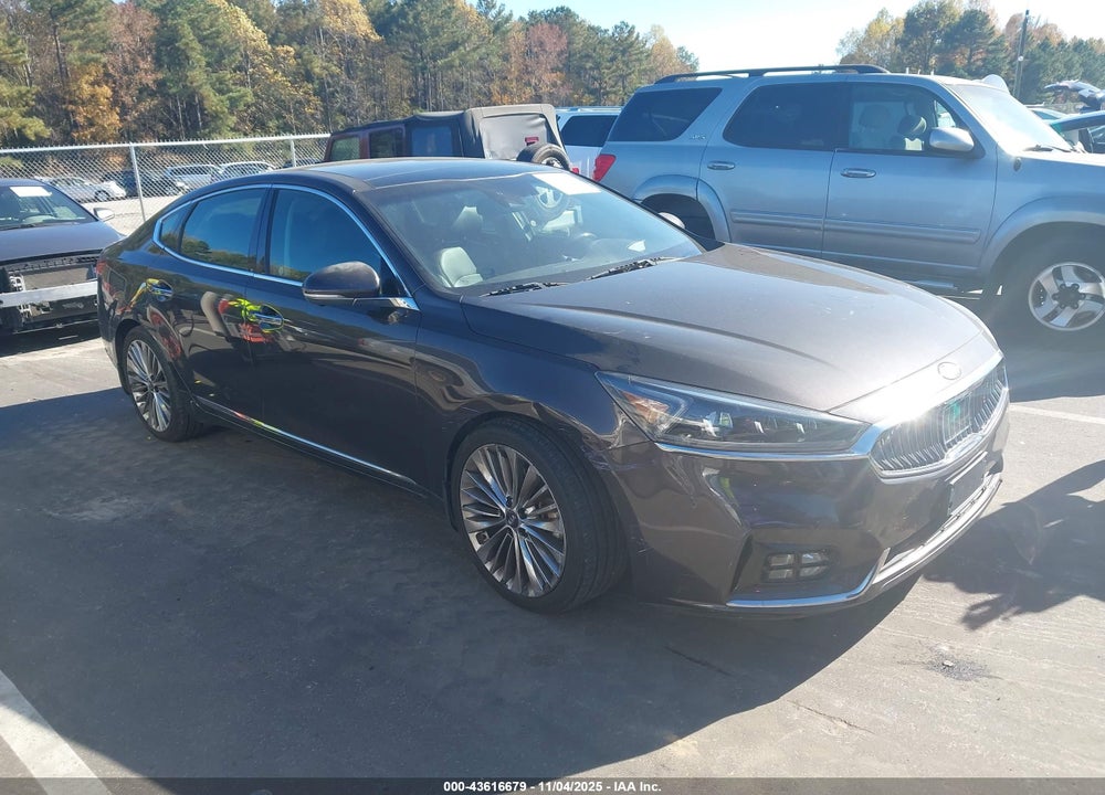 2017 KIA CADENZA LIMITED VIN: KNALC4J15H5066820
