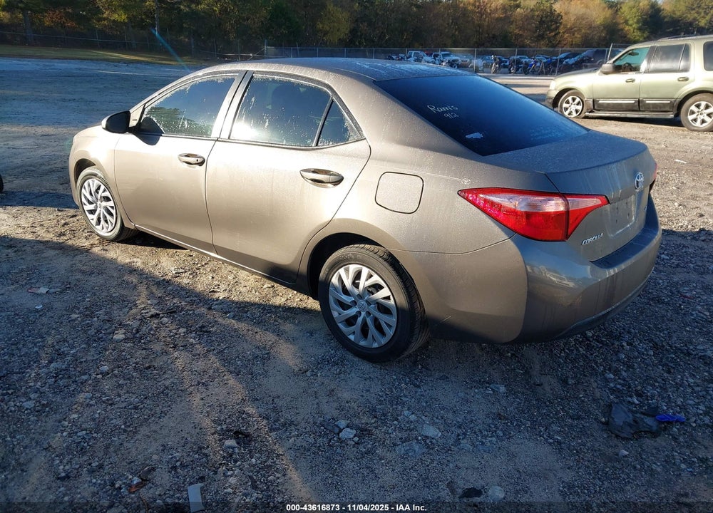 2019 TOYOTA COROLLA LE VIN: 2T1BURHE7KC217104