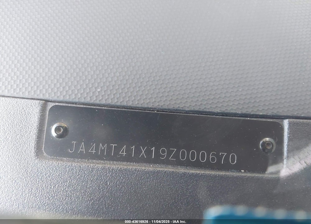 2009 MITSUBISHI OUTLANDER VIN: JA4MT41X19Z000670