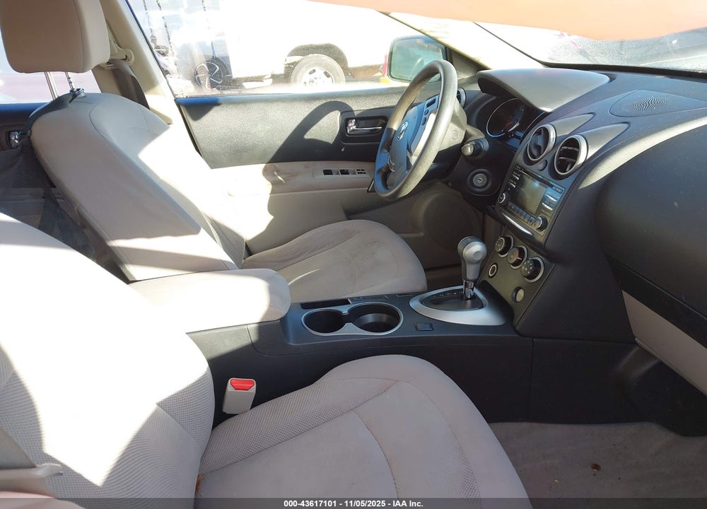 2014 NISSAN ROGUE SELECT VIN: JN8AS5MT4EW103477