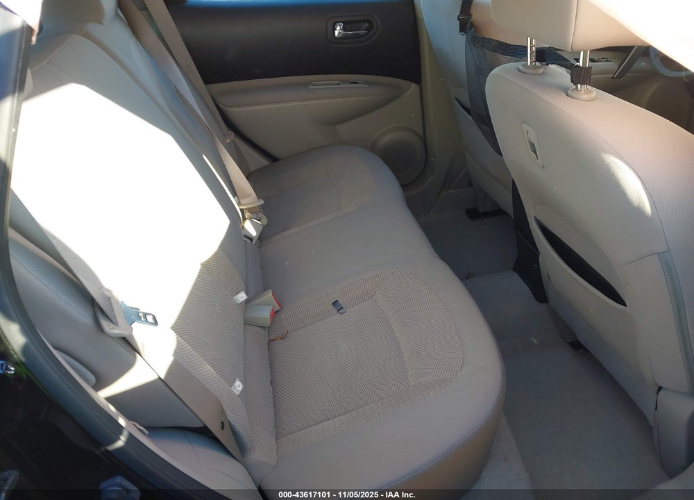 2014 NISSAN ROGUE SELECT VIN: JN8AS5MT4EW103477