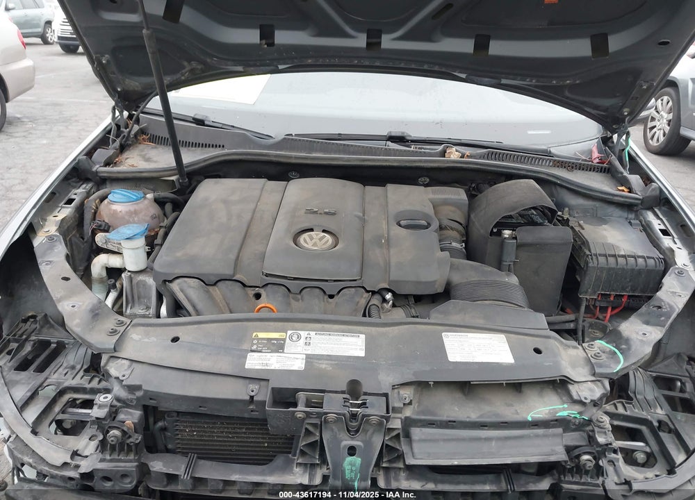 2013 VOLKSWAGEN GOLF 2.5L 4-DOOR VIN: WVWDB7AJ1DW121084