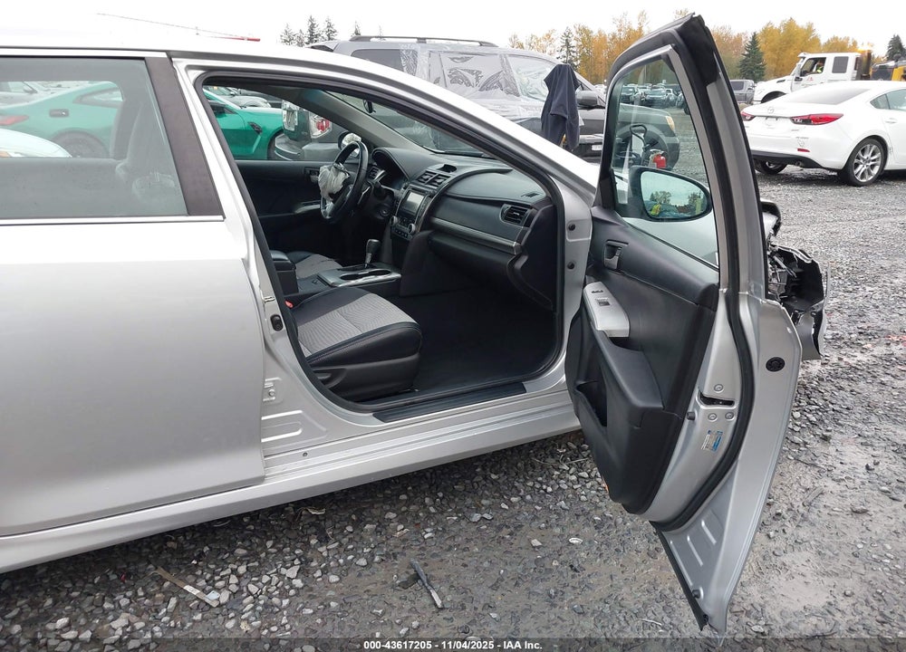 2014 TOYOTA CAMRY SE VIN: 4T1BF1FK1EU383206