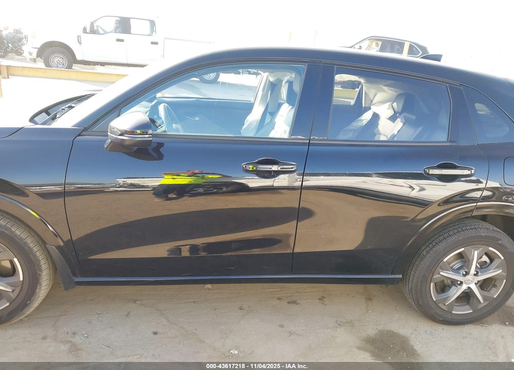 2024 HONDA HR-V 2WD EX-L/2WD EX-L W/O BSI VIN: 3CZRZ1H78RM741571