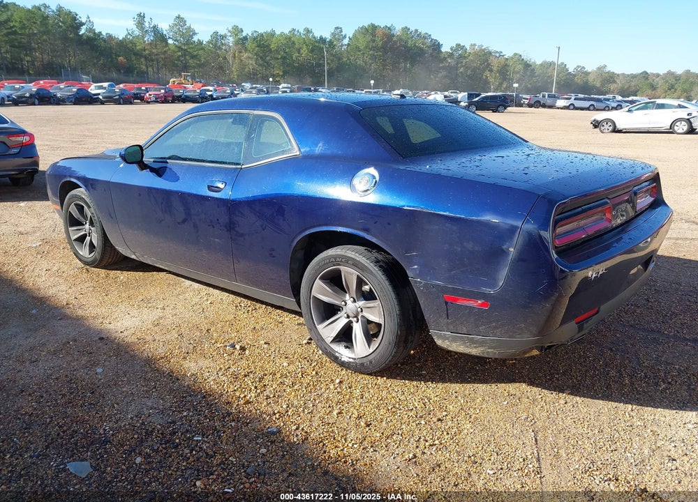 2016 DODGE CHALLENGER SXT VIN: 2C3CDZAG5GH352700
