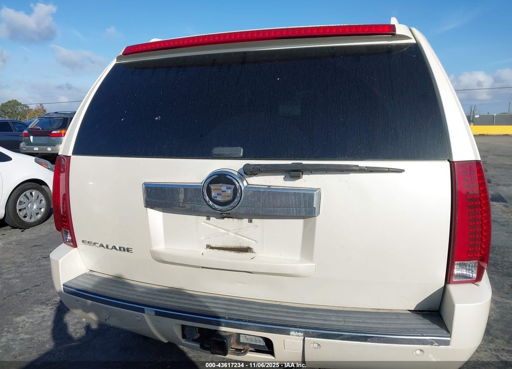2007 CADILLAC ESCALADE VIN: 1GYFK63867R326894