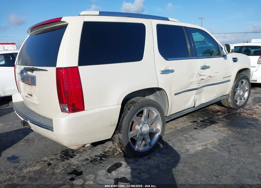 2007 CADILLAC ESCALADE VIN: 1GYFK63867R326894
