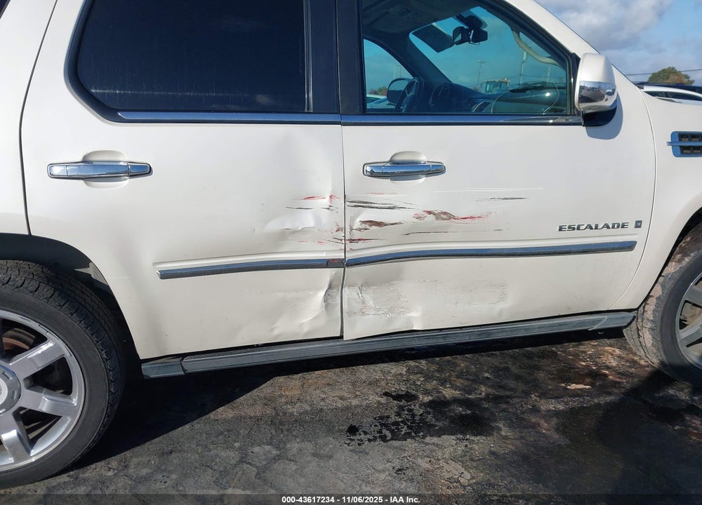 2007 CADILLAC ESCALADE VIN: 1GYFK63867R326894