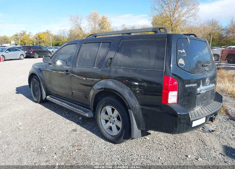 2011 NISSAN PATHFINDER SV VIN: 5N1AR1NN2BC607633