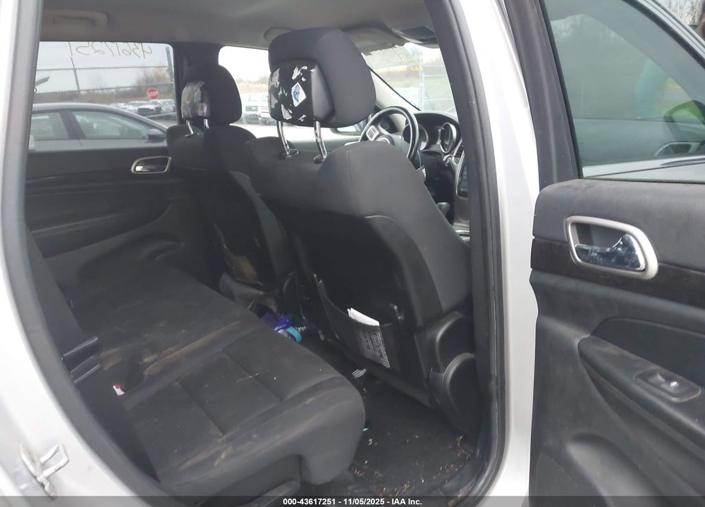 2012 JEEP GRAND CHEROKEE VIN: 1C4RJFAG5CC128840