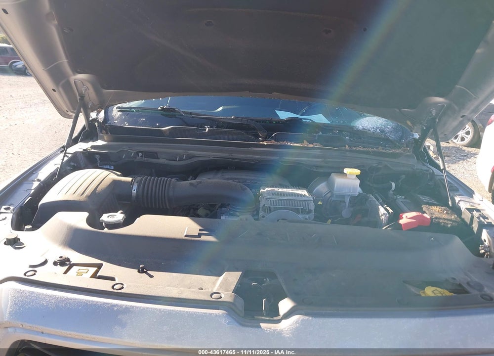 2022 RAM 1500 LAIE  4X4 5'7 BOX VIN: 1C6SRFJT5NN140640
