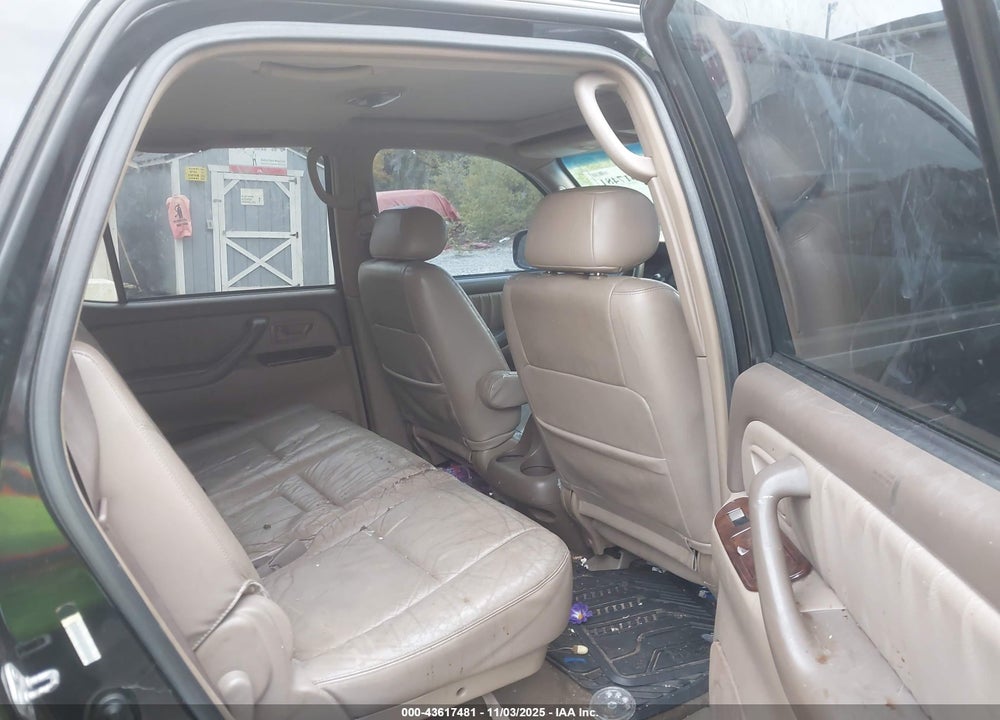 2004 TOYOTA SEQUOIA VIN: 5TDBT48A44S216439