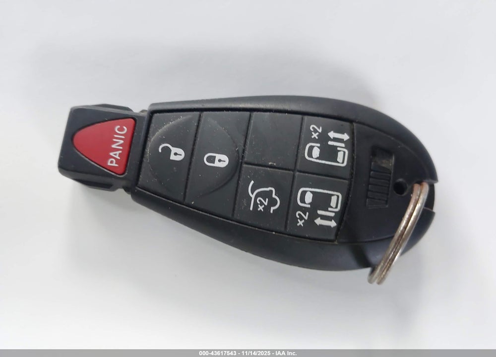 2014 CHRYSLER TOWN & COUNTRY TOURING VIN: 2C4RC1BG1ER125293