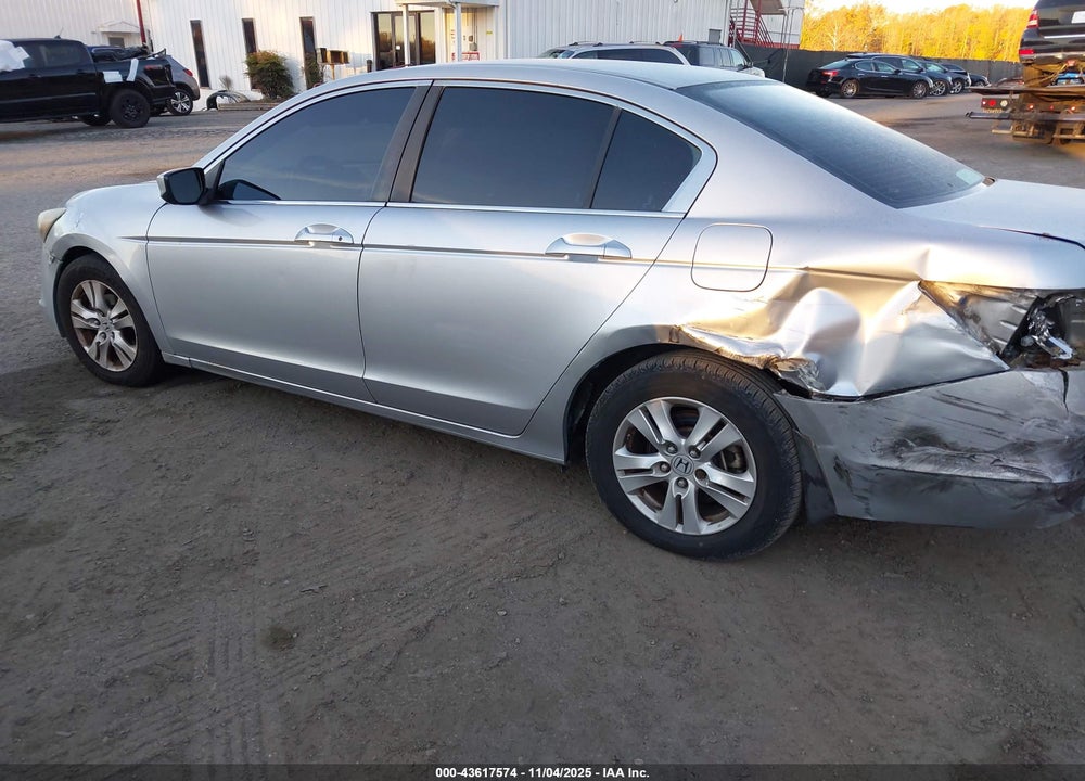 2008 HONDA ACCORD 2.4 LX-P VIN: 1HGCP26428A027271