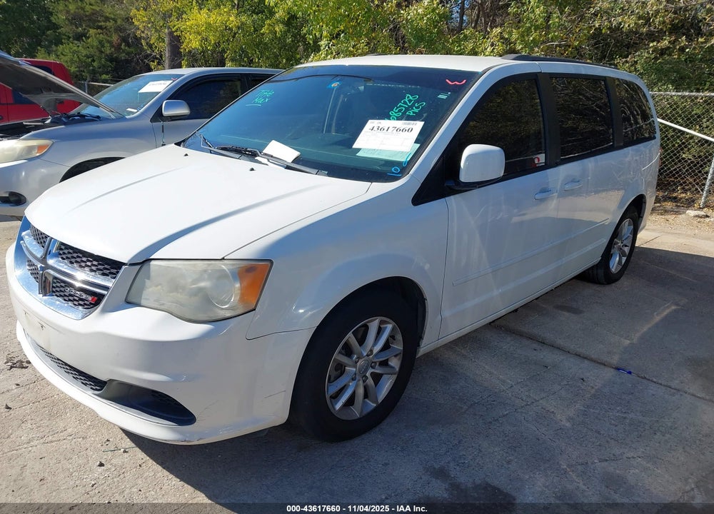 2013 DODGE GRAND CARAVAN SXT VIN: 2C4RDGCG8DR685728