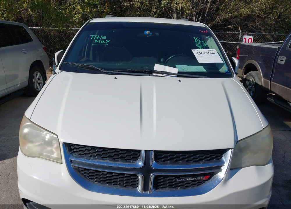 2013 DODGE GRAND CARAVAN SXT VIN: 2C4RDGCG8DR685728