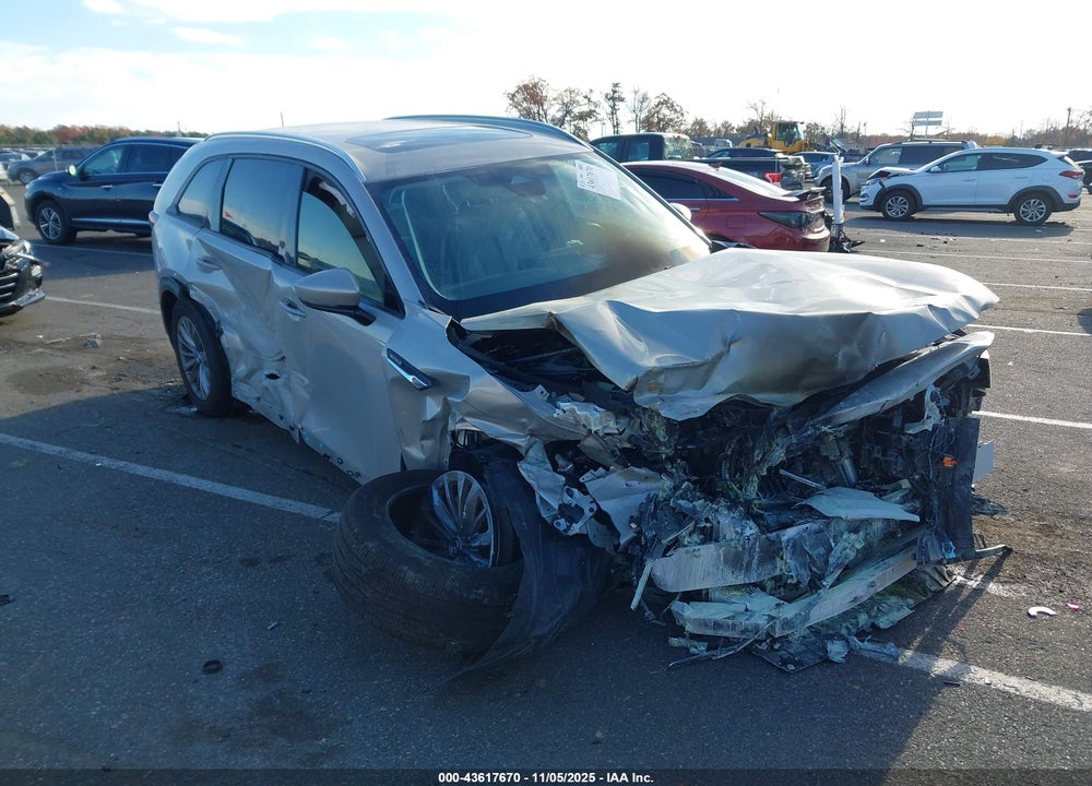 2025 MAZDA CX-90 3.3 TURBO PREFERRED PACKAGE VIN: JM3KKBHDXS1250646