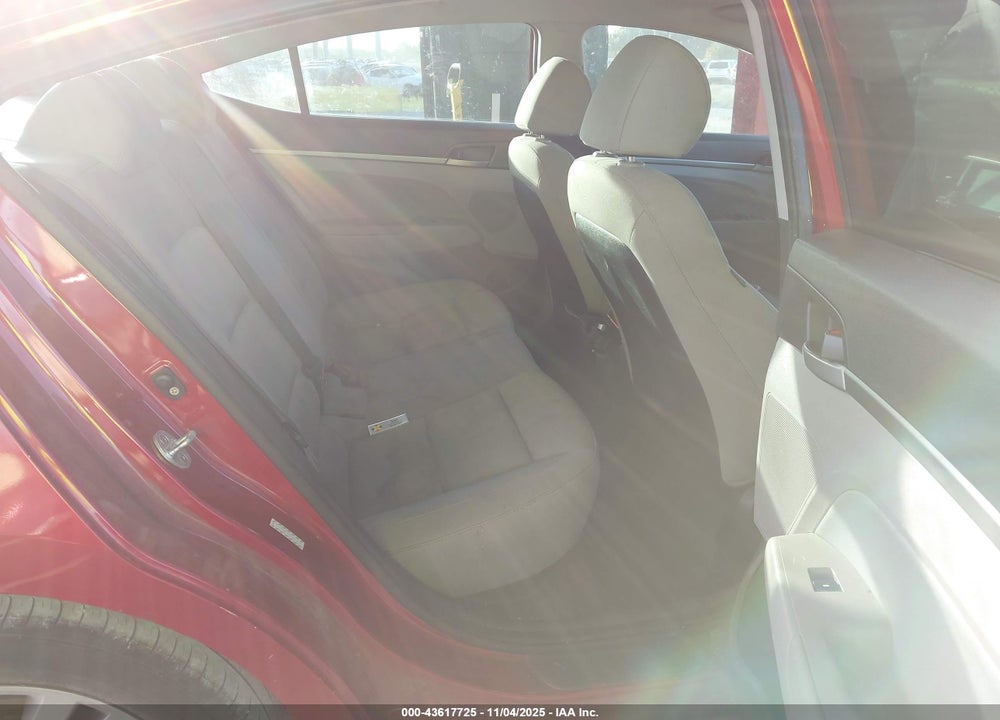 2017 HYUNDAI ELANTRA SE VIN: KMHD84LF6HU223127
