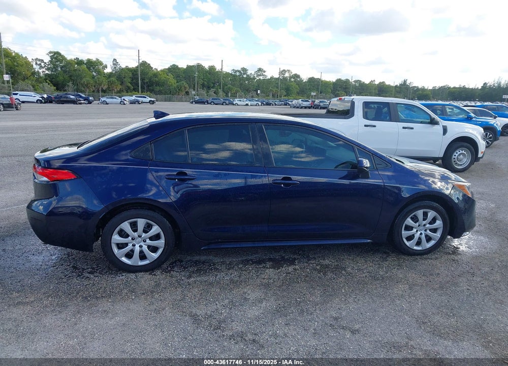 2022 TOYOTA COROLLA LE VIN: 5YFEPMAE0NP319317