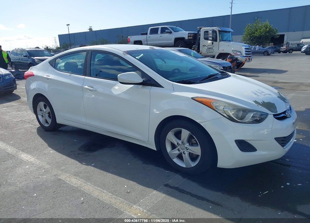 2013 HYUNDAI ELANTRA GLS VIN: 5NPDH4AE5DH427226