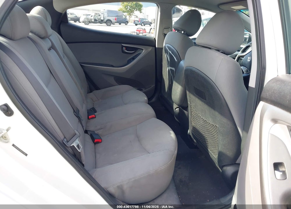 2013 HYUNDAI ELANTRA GLS VIN: 5NPDH4AE5DH427226