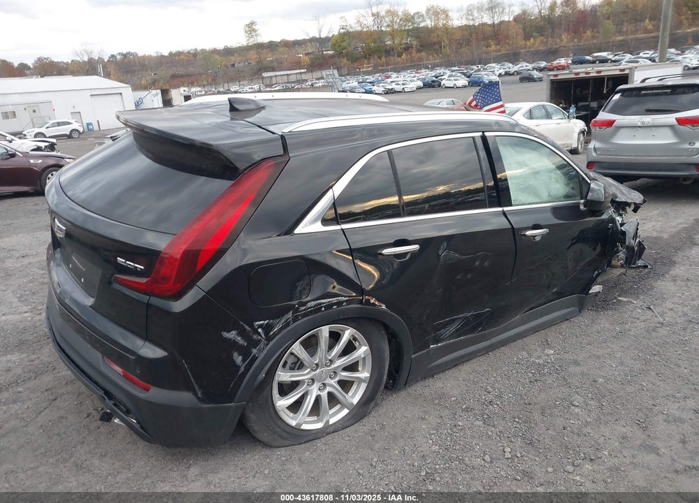 2019 CADILLAC XT4 VIN: 1GYFZBR44KF188808