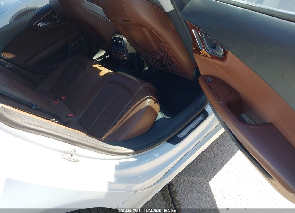 2014 AUDI A7 VIN: WAUWGAFC1EN024828