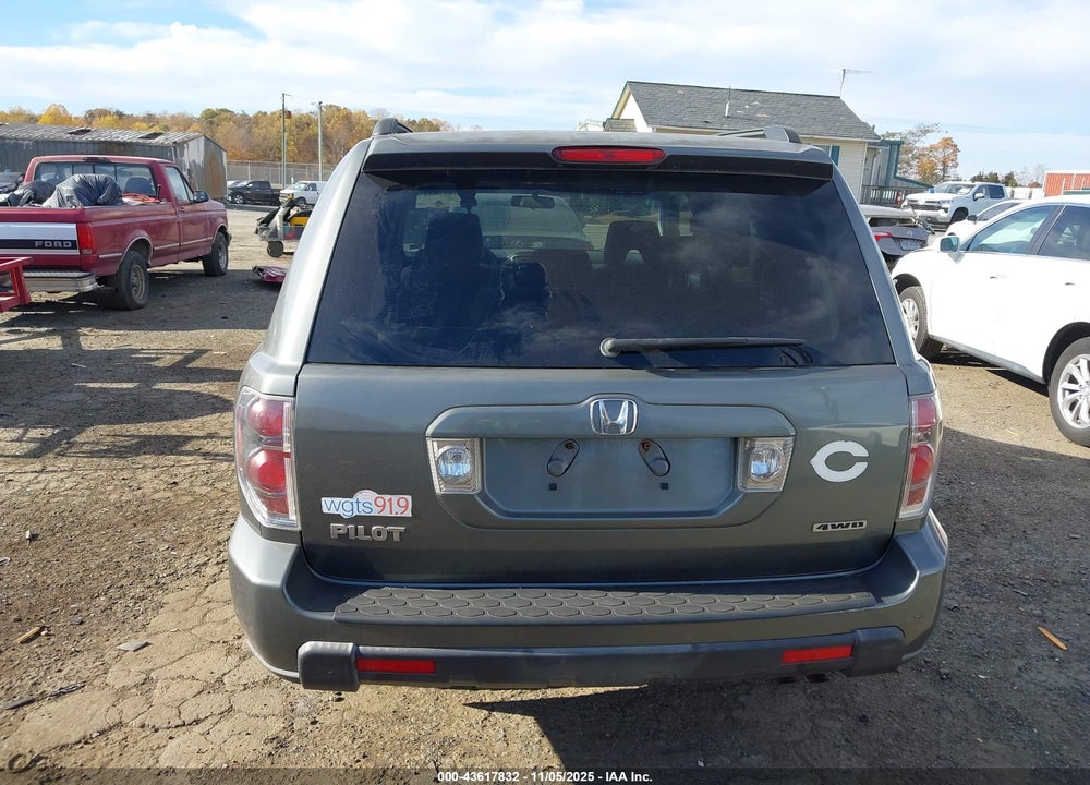 2007 HONDA PILOT VIN: 5FNYF18457B015328