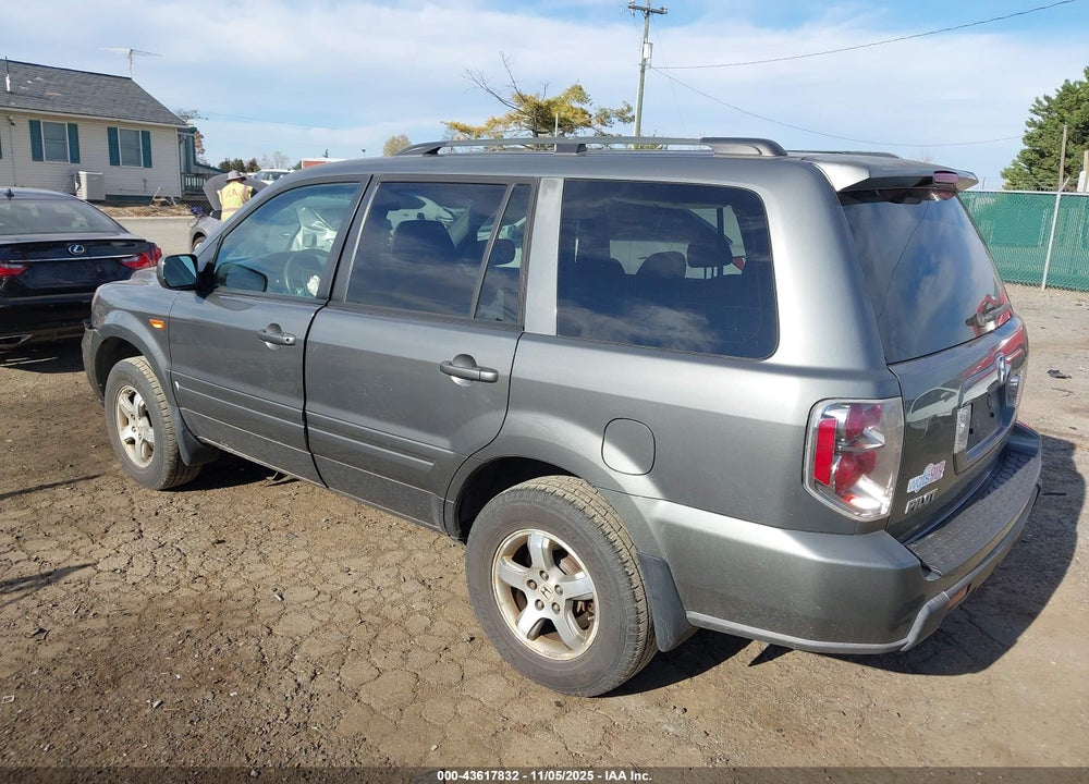 2007 HONDA PILOT VIN: 5FNYF18457B015328