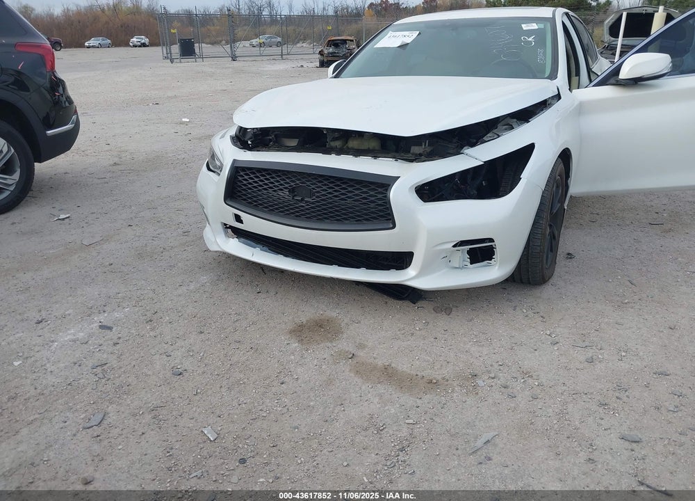 2017 INFINITI Q50 3.0T SIGNATURE EDITION VIN: JN1EV7AR9HM838628