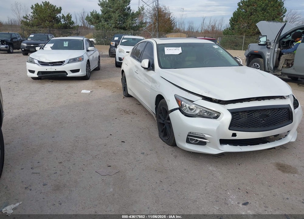 2017 INFINITI Q50 3.0T SIGNATURE EDITION VIN: JN1EV7AR9HM838628