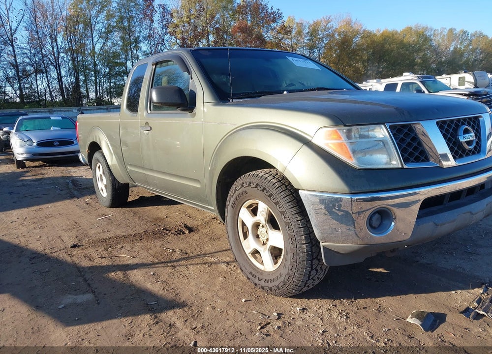 2005 NISSAN FRONTIER SE VIN: 1N6AD06U55C452077