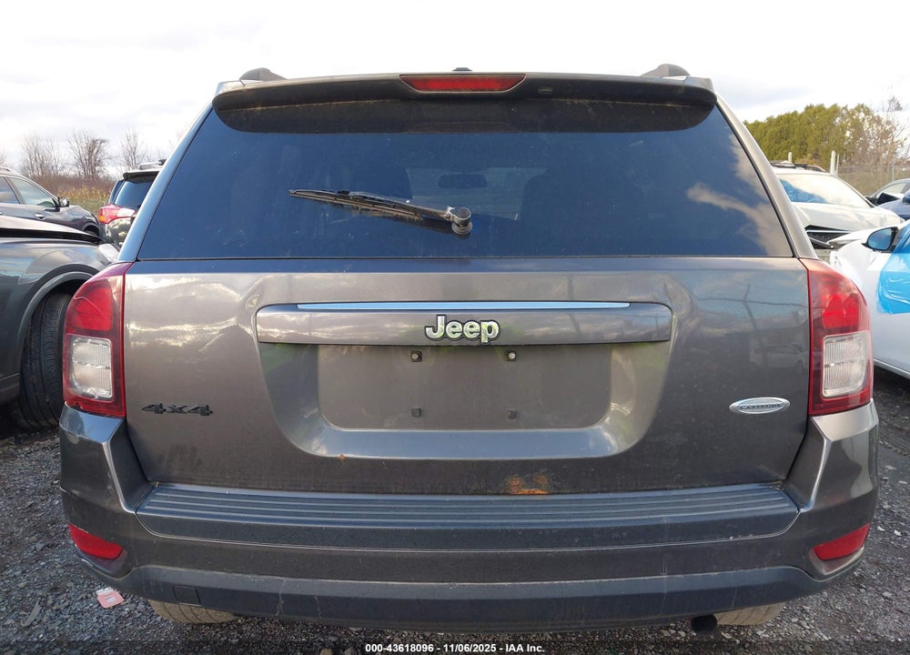 2016 JEEP COMPASS VIN: 1C4NJDEB7GD662925