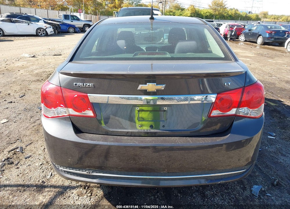 2014 CHEVROLET CRUZE 1LT AUTO VIN: 1G1PC5SB3E7172483