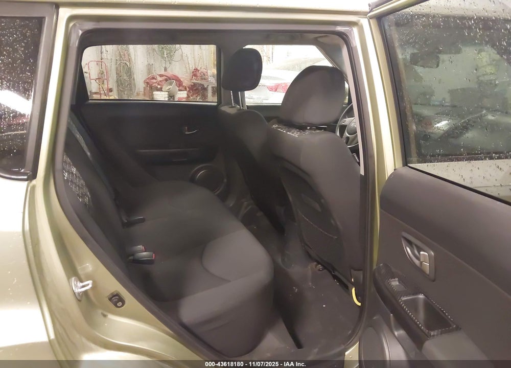 2011 KIA SOUL VIN: KNDJT2A26B7232717