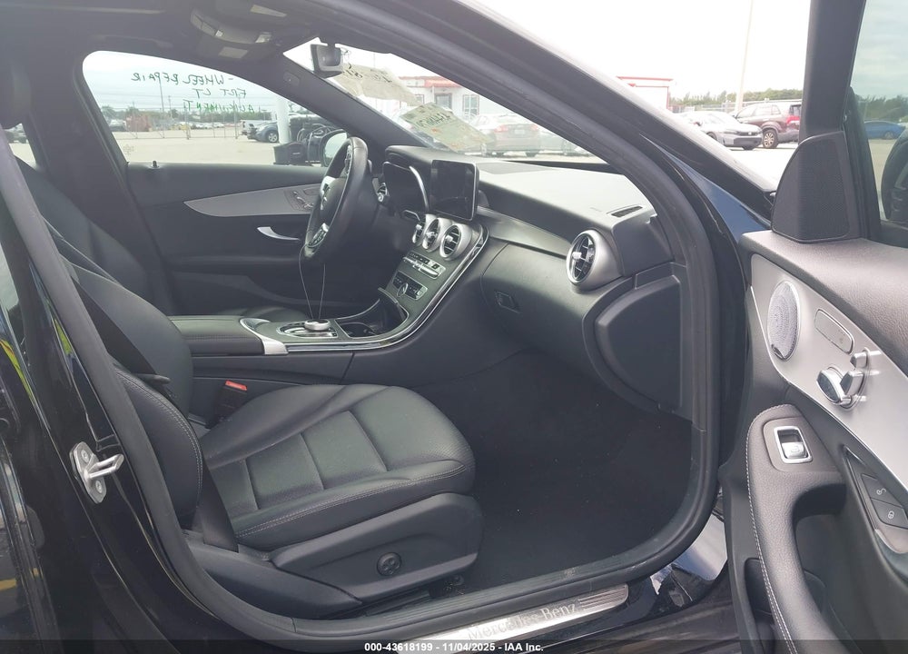 2021 MERCEDES-BENZ C 300 SEDAN VIN: W1KWF8DB2MR617510